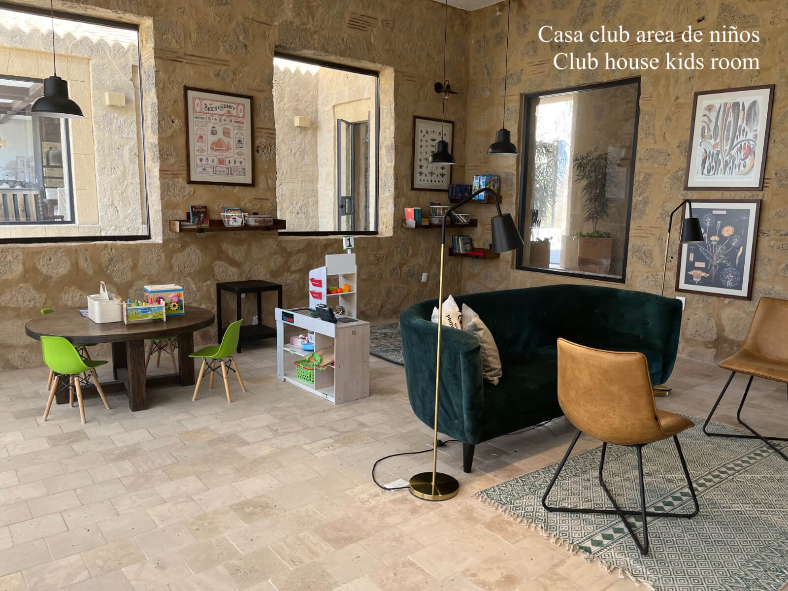 9,109 m2 lot with, heliport, lake, stables and more sale San Miguel de Allende