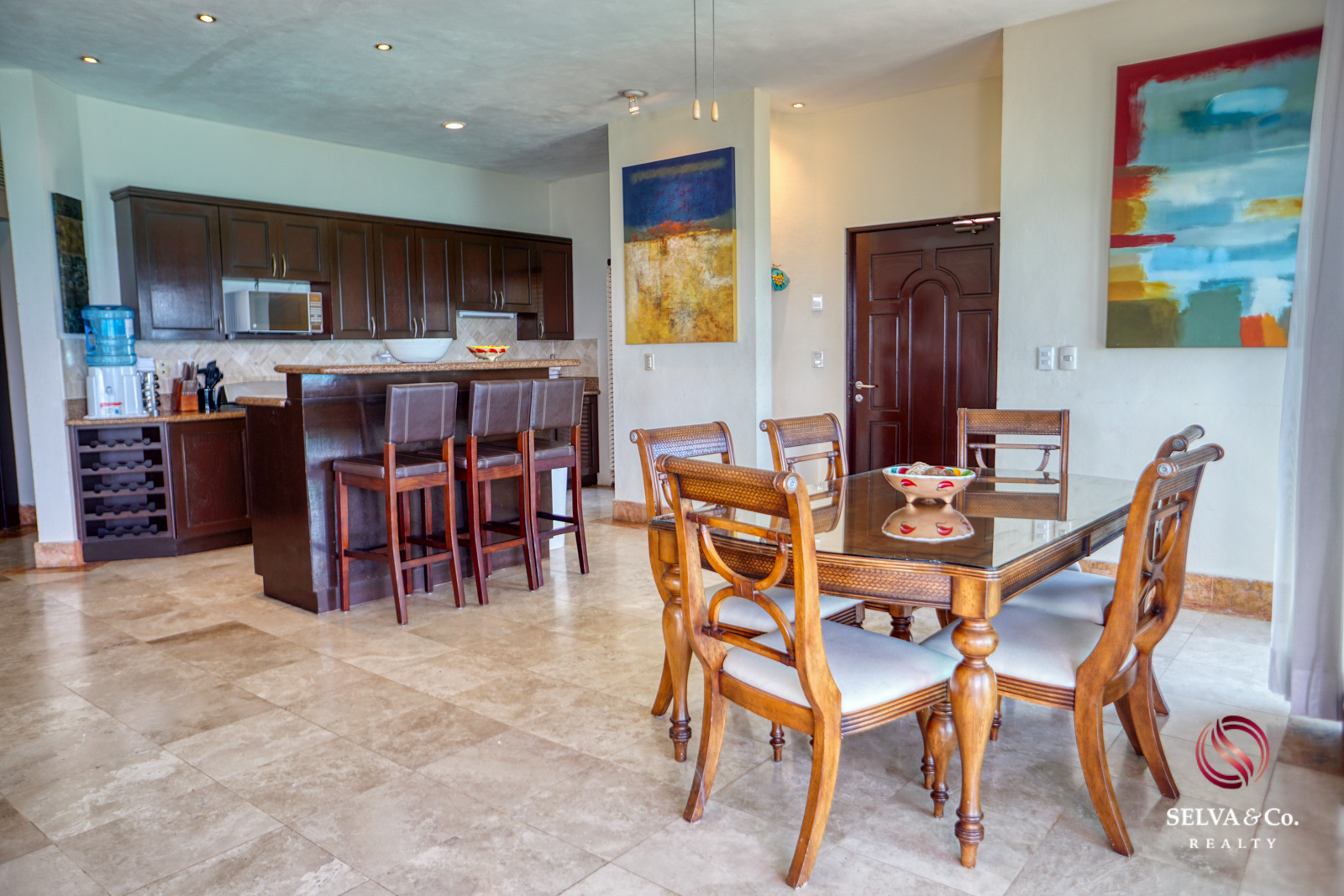 Condominio frente al mar con alberca privada, 3,000 m2 de Albercas, campo de Golf, Club de playa, Corasol, en venta Playa del Carmen.