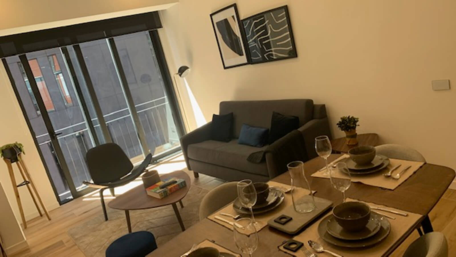 204 m2 condo with high ceilings, in Bosque Real, pet-friendly, covered pool, spa, playground, Huixquilucan Mexico City