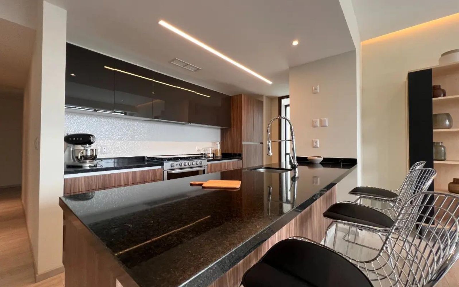 Luxury Penthouse with Rooftop and Double-Height for Sale, Lomas de Vista Hermosa, CDMX