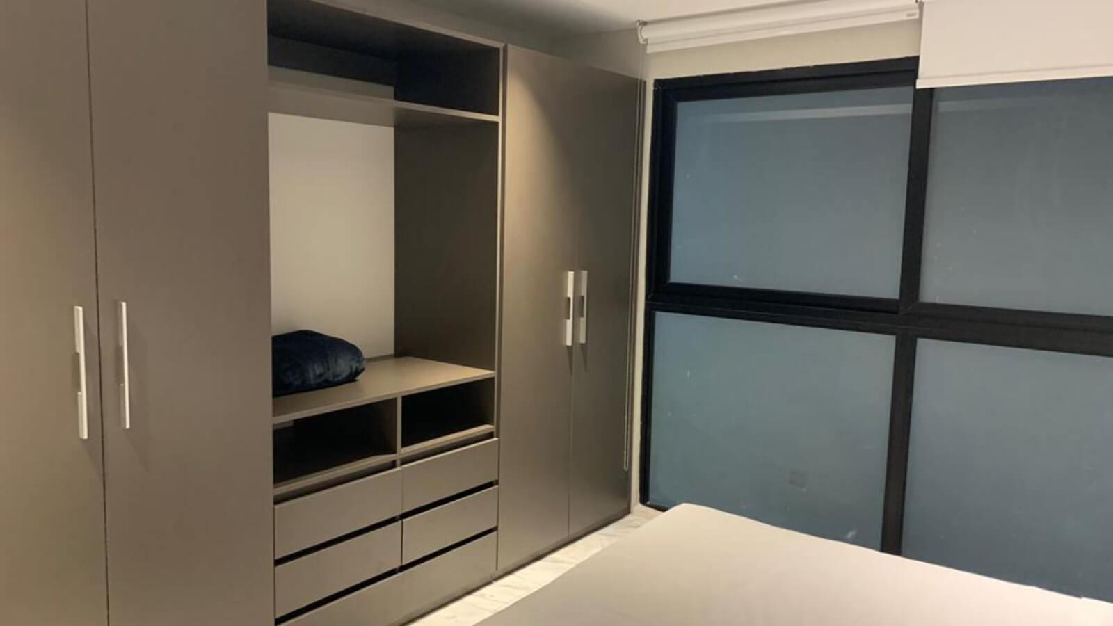 Apartment with terrace, TV room, service room with bathroom, pool, gym, business center, cigar bar, juice bar and more,  pre-construction fo