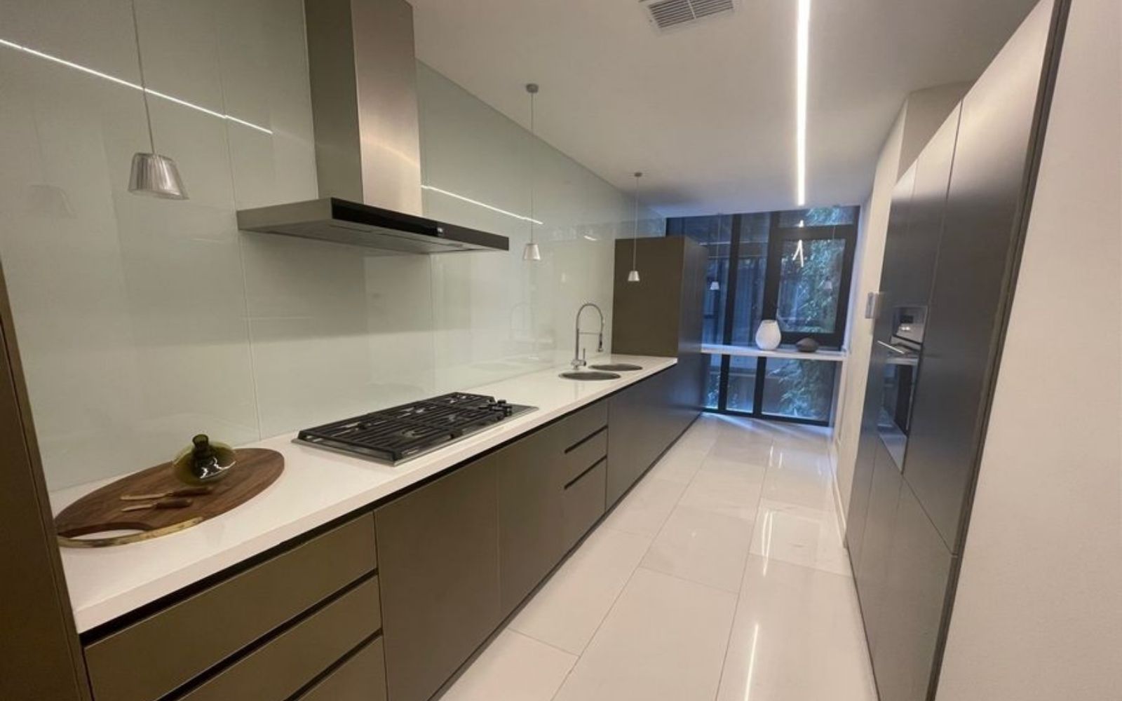 Apartment with pool, gym, for sale within Parque la Mexicana.