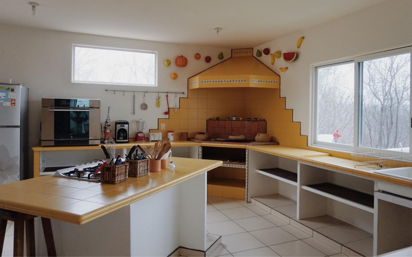 Casa Vista al mar, acceso a la playa, terreno:1,648 m2, Residencial Conejos venta