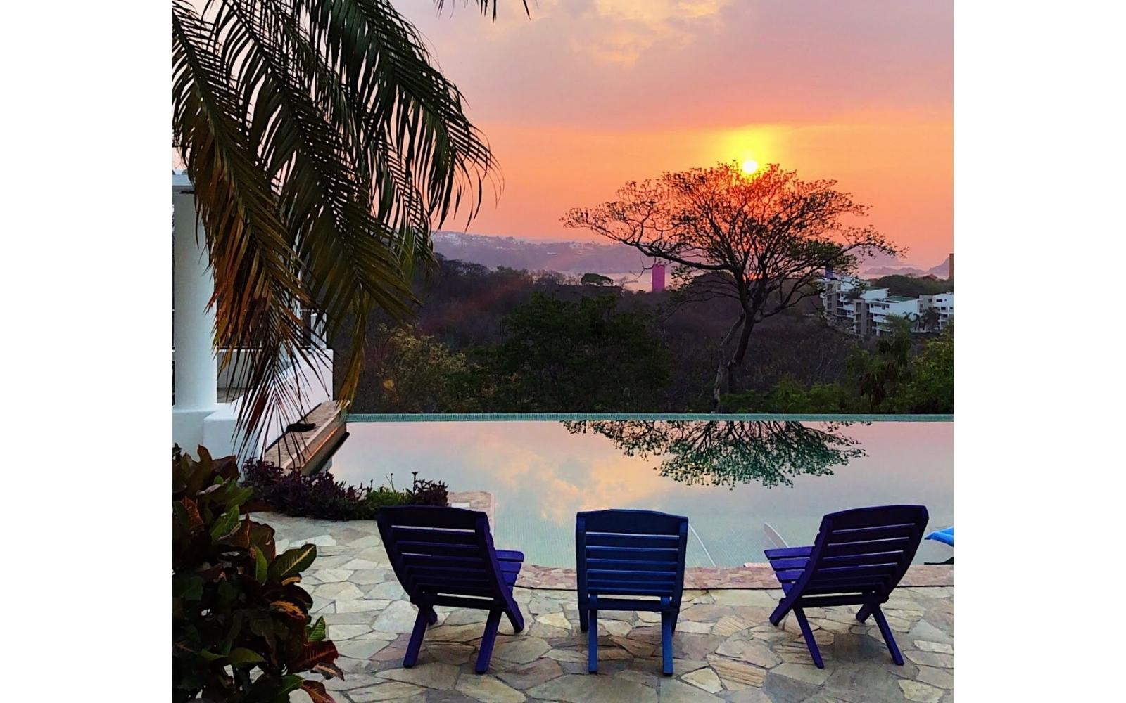 Casa Vista al mar, acceso a la playa, terreno:1,648 m2, Residencial Conejos venta