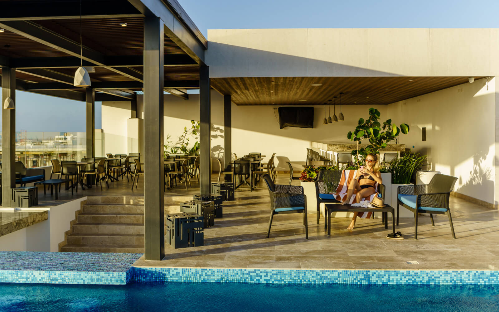 Double-height loft, ocean view amenities, for sale, Downtown, Playa del Carmen.