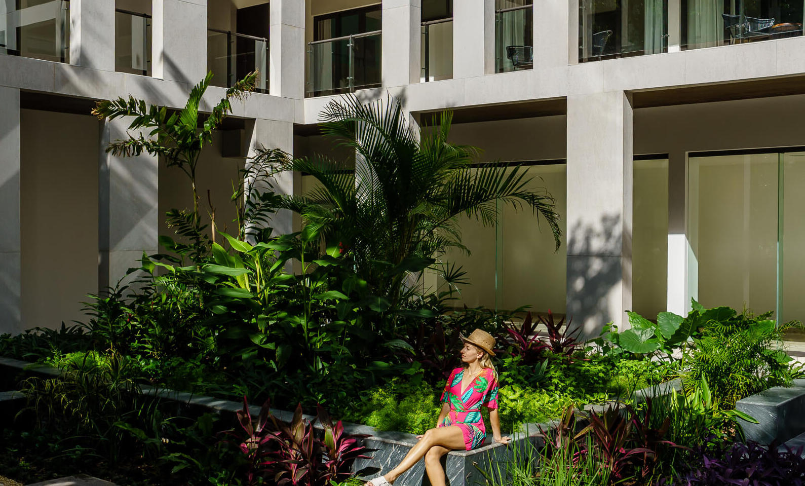 2 bedroom condo in the heart of Playa del Carmen.