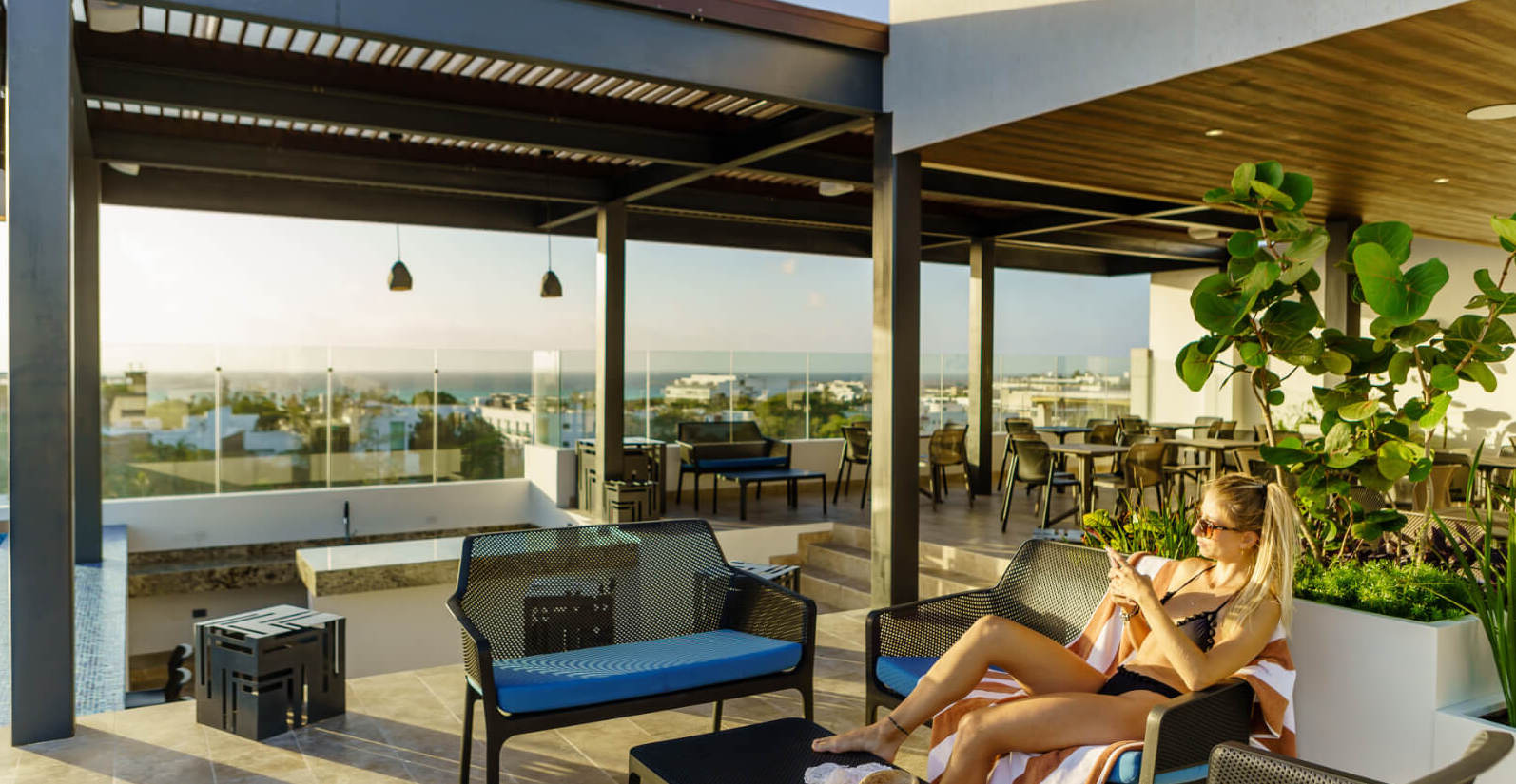 2 bedroom condo in the heart of Playa del Carmen.