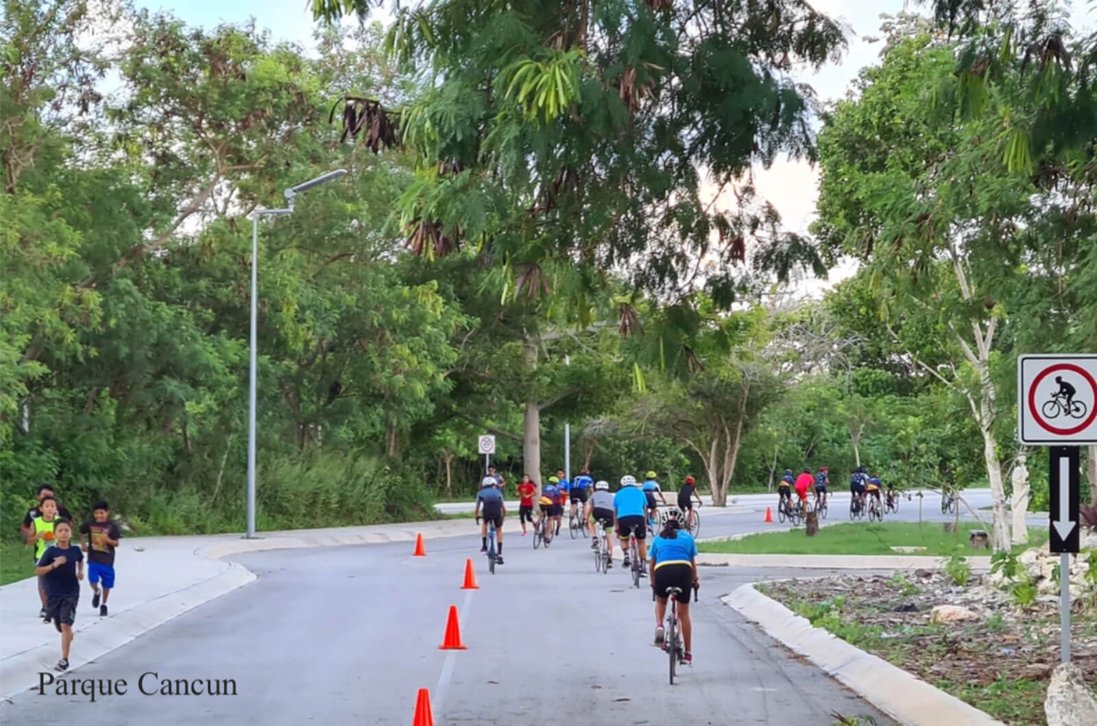 Corner apartment, 50 amenities, luxury finishes, cinema, spa, spinning, dog park, pool and jacuzzi for adults, &amp; more, pre-construction, for