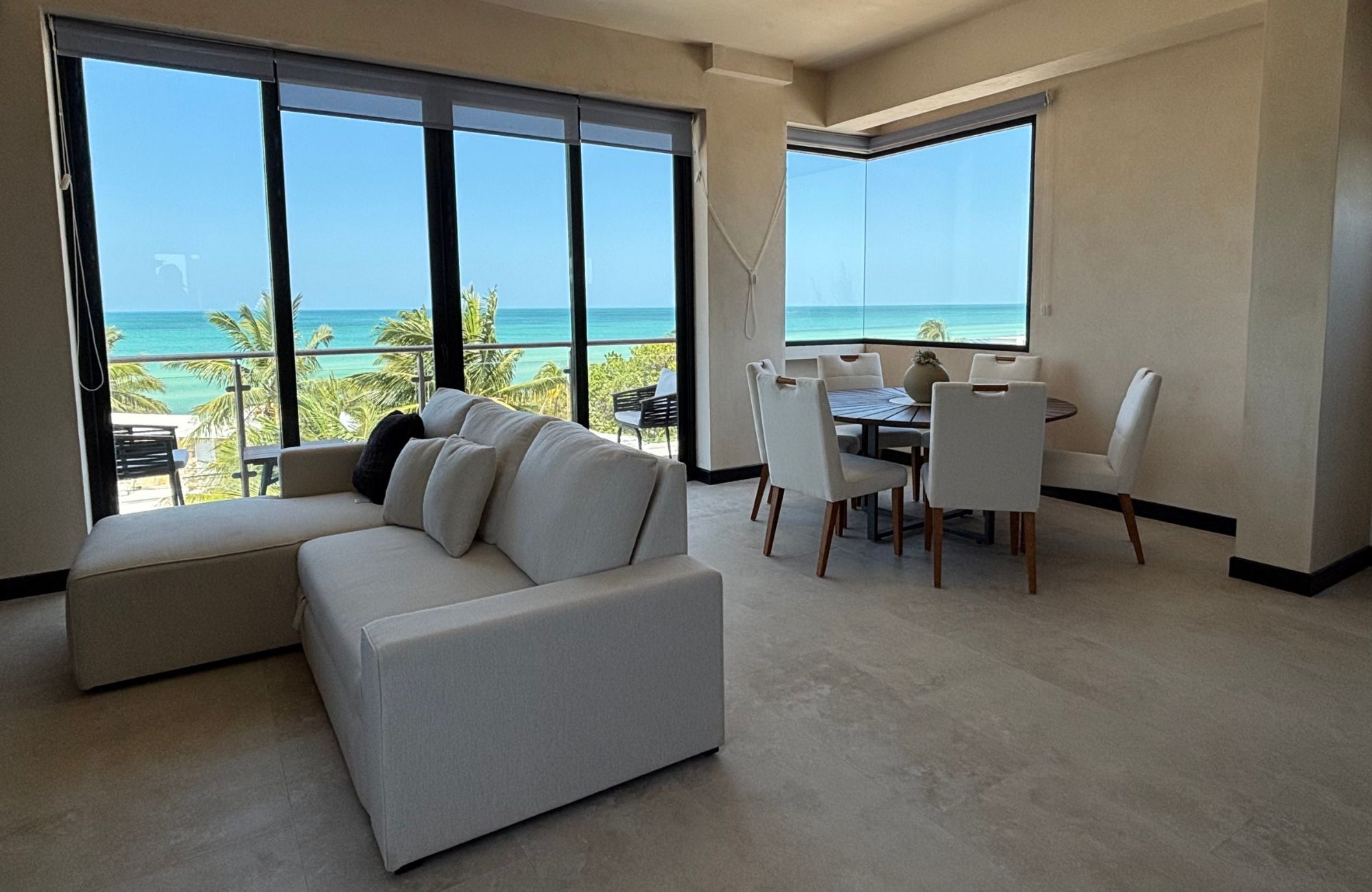 Condominium with private garden and terrace for sale in Merida Centro.