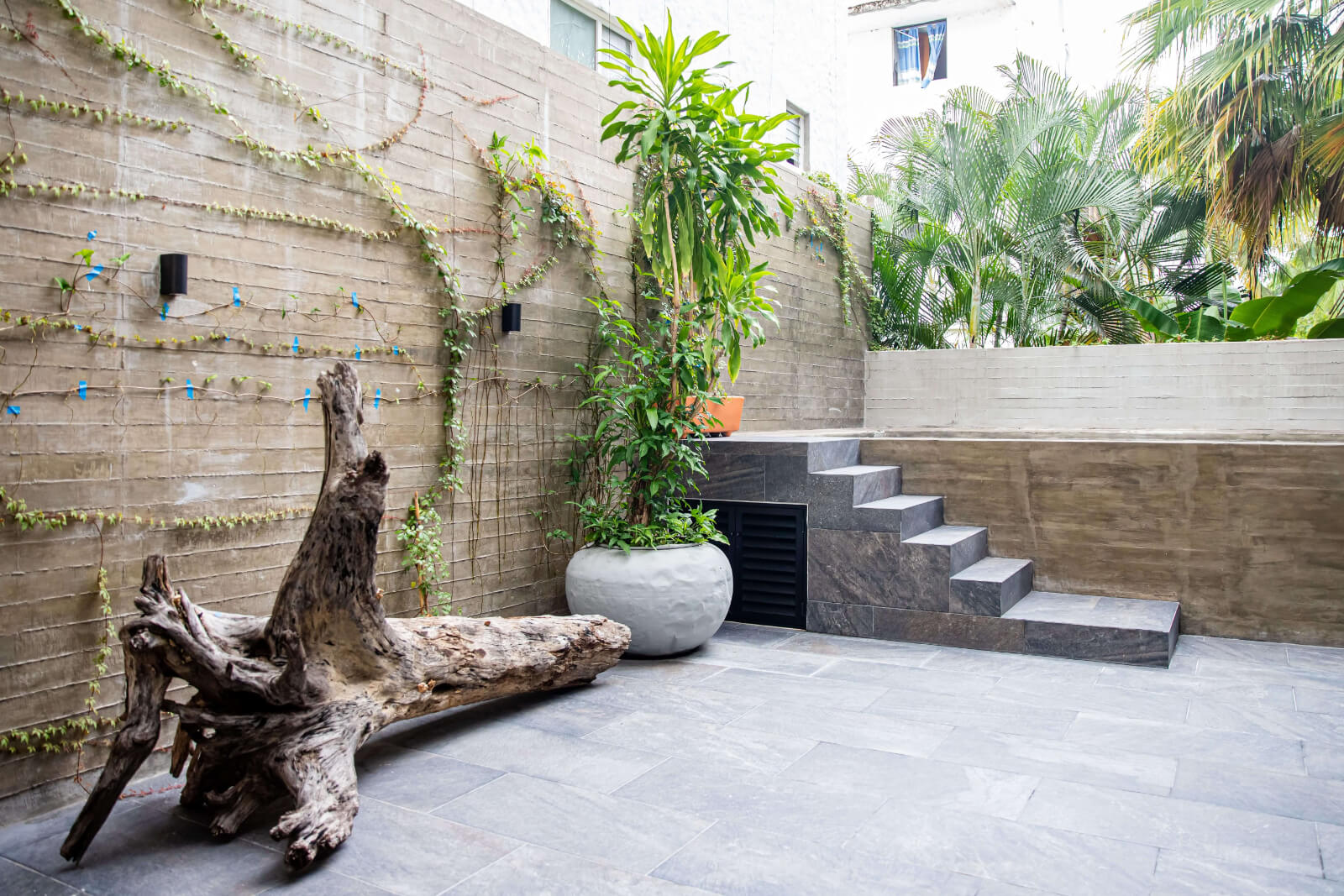 Penthouse with private rooftop and bbq area, fully furnished, Smart Home system, for sale Tangolunda, Huatulco.