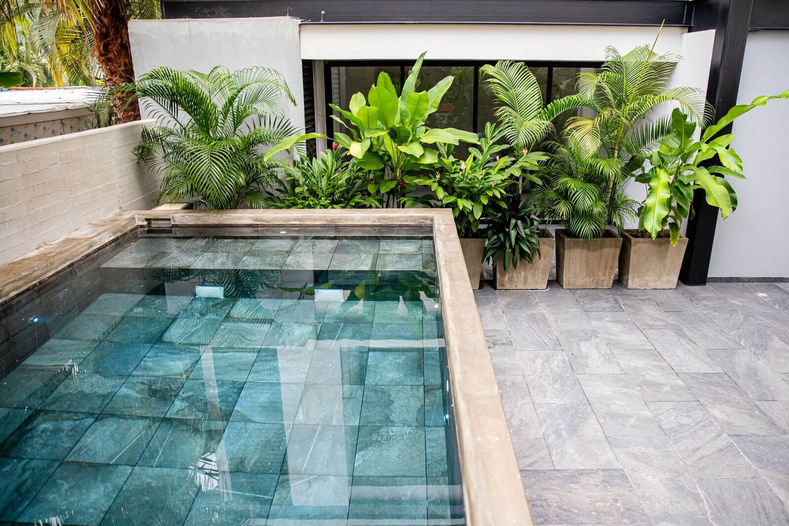 Penthouse with private rooftop and bbq area, fully furnished, Smart Home system, for sale Tangolunda, Huatulco.