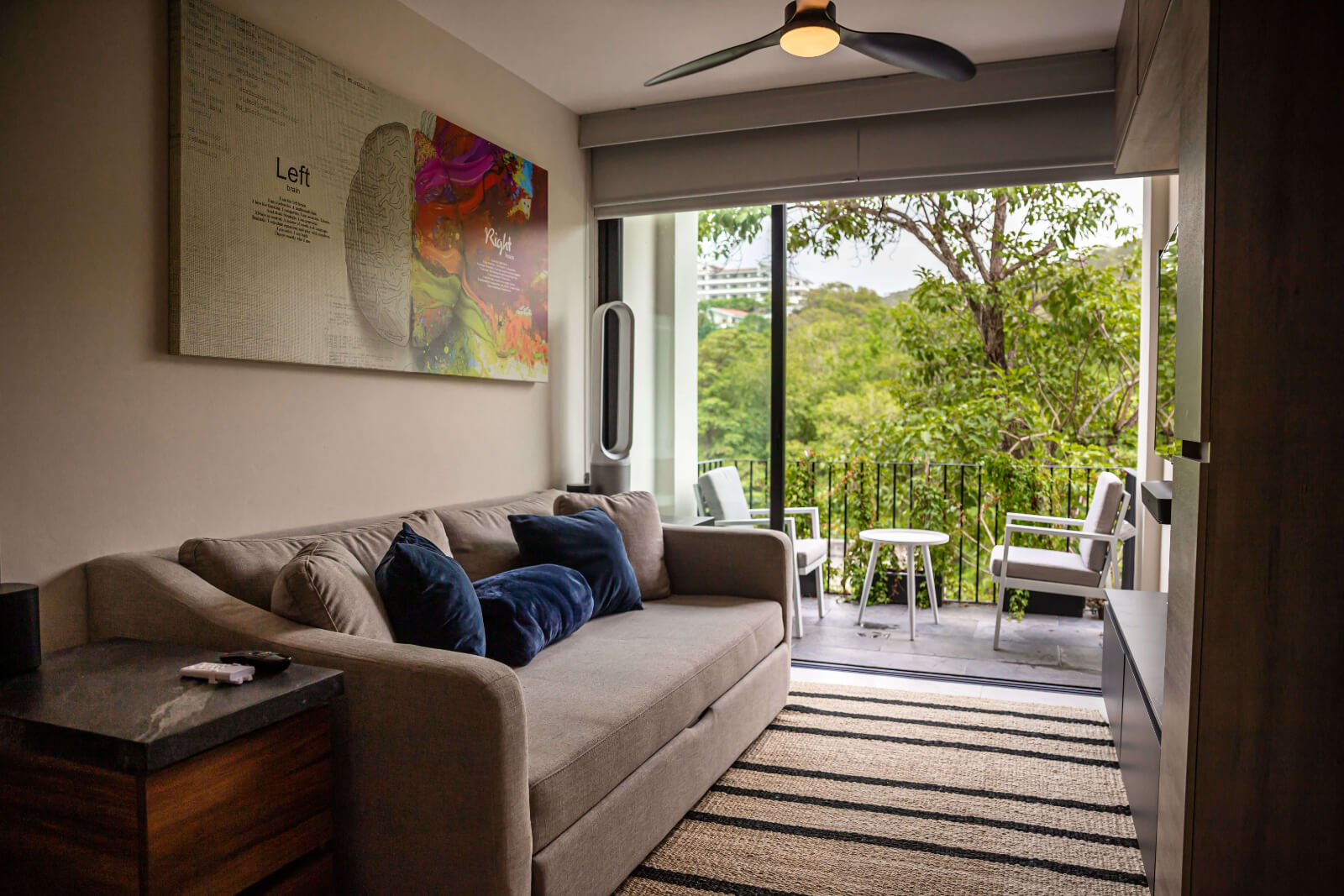 Penthouse with private rooftop and bbq area, fully furnished, Smart Home system, for sale Tangolunda, Huatulco.