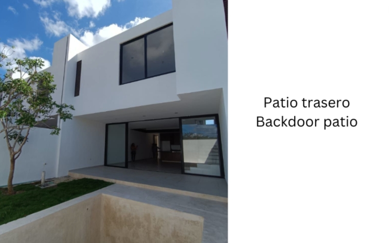 House with private pool, covered terrace, walk-in closet, two-car garage, for sale, Xcanatun, Merida, Yucatan.