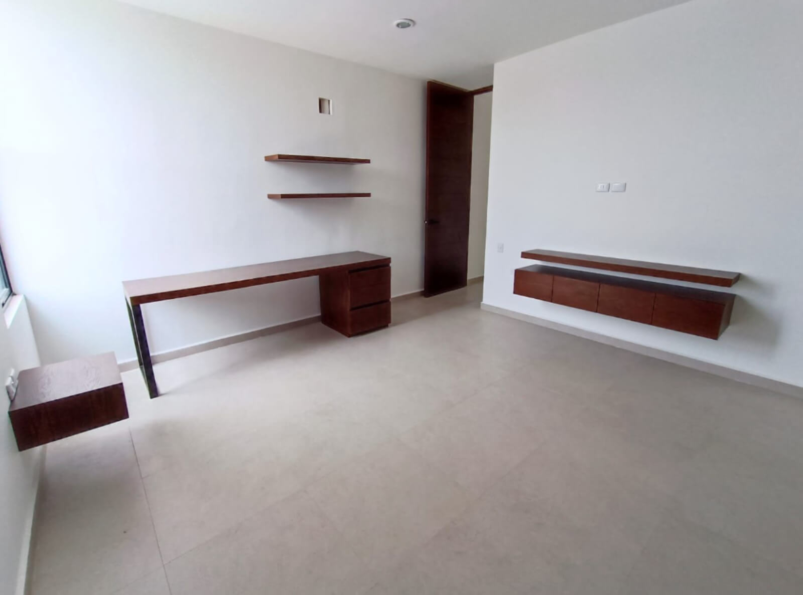 Townhouse with pool, solar panel, paddle, coworking, gym, and more for sale Merida