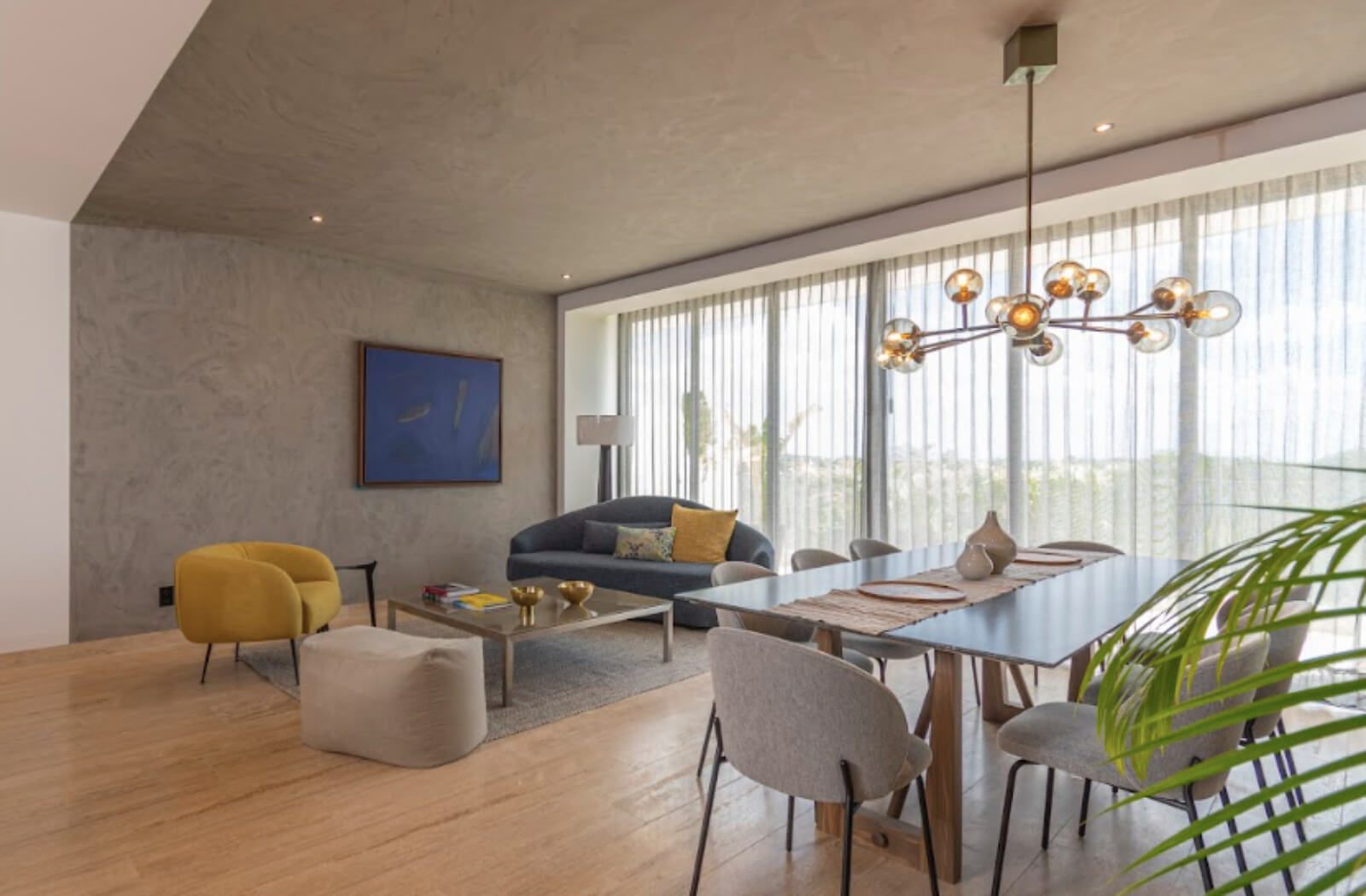 Luxury Condo in Restored Casona with Amenities for Sale, Downtown M&eacute;rida