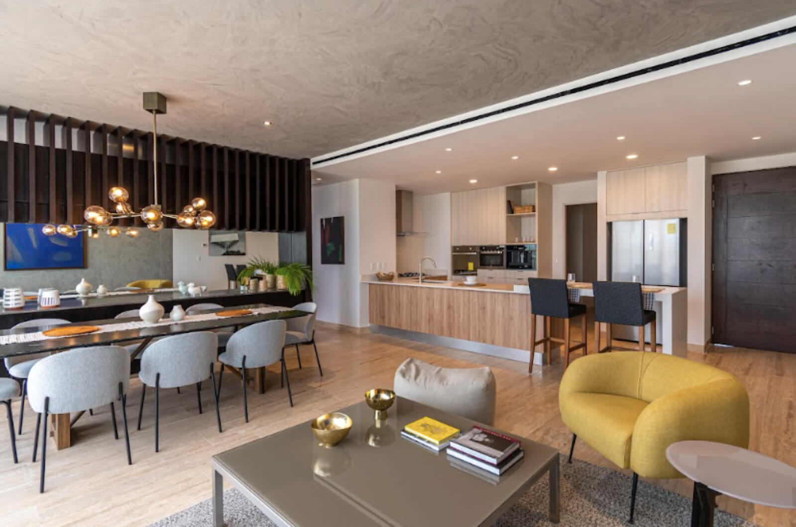 Luxury Condo in Restored Casona with Amenities for Sale, Downtown M&eacute;rida