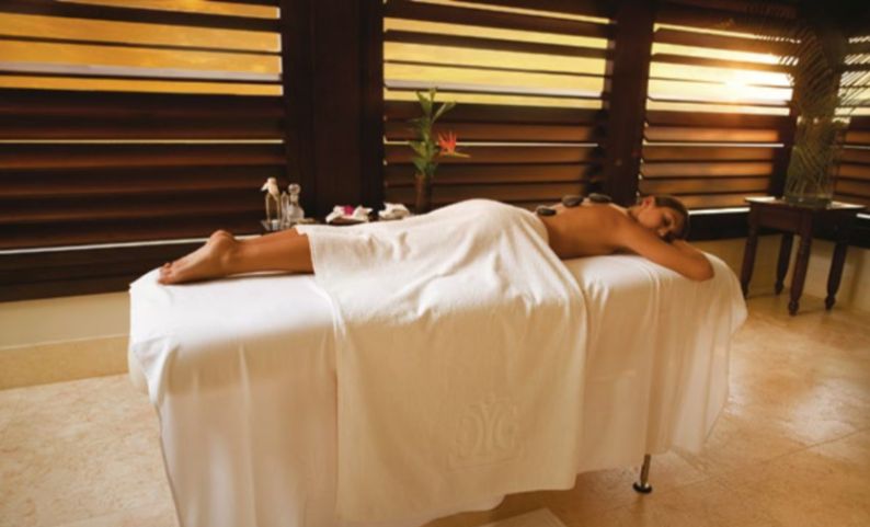 Luxury Condo in Restored Casona with Amenities for Sale, Downtown M&eacute;rida