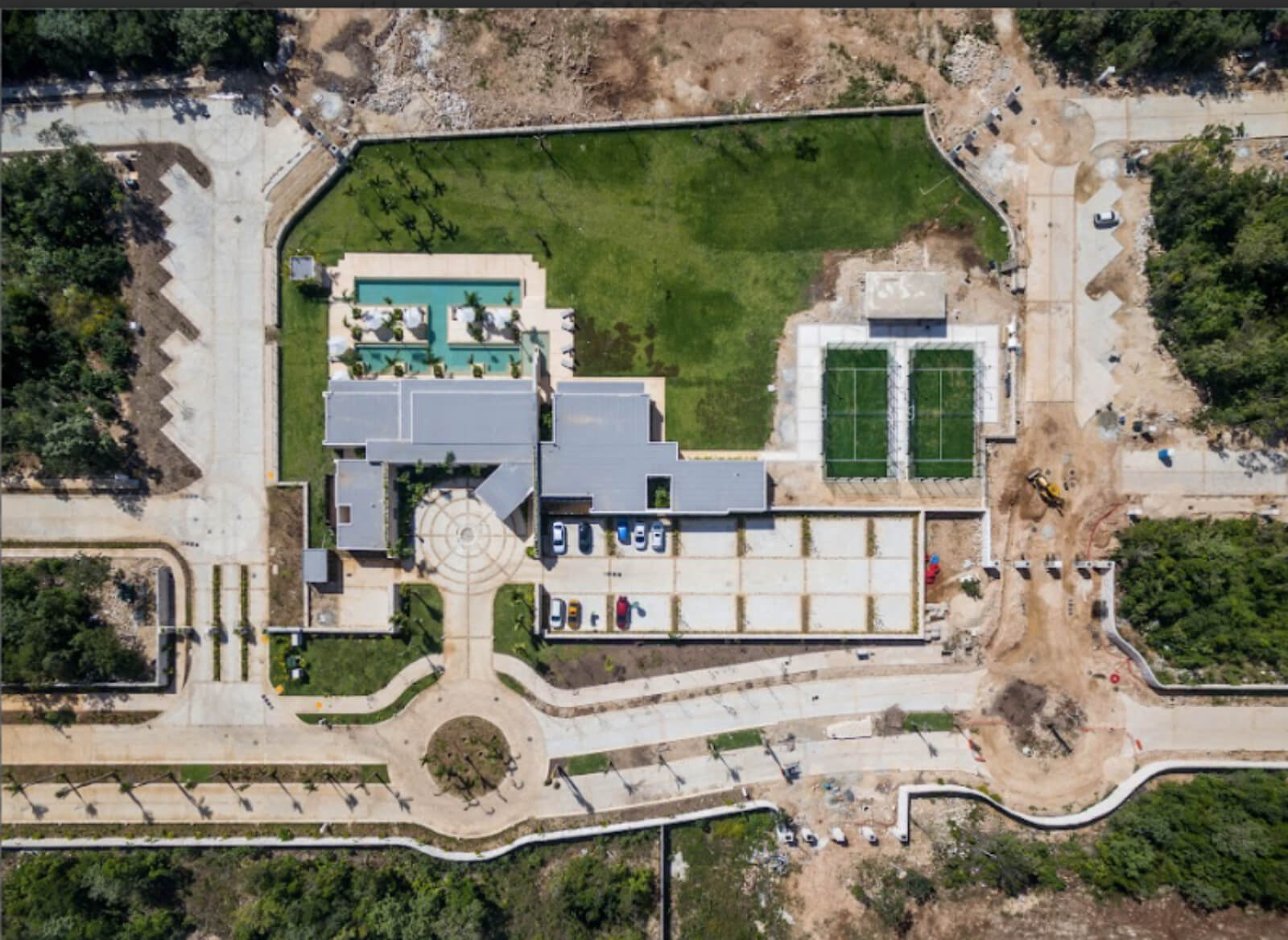 Land in gated community,  live surrounded by with lakes, clubhouse, cycle track, sports fields, pools, gym, spa, and more, in Lagos