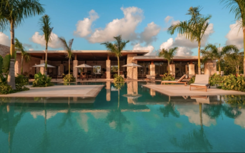 Lot in gated community with clubhouse, game room, pet park, and more for sale in Cancun