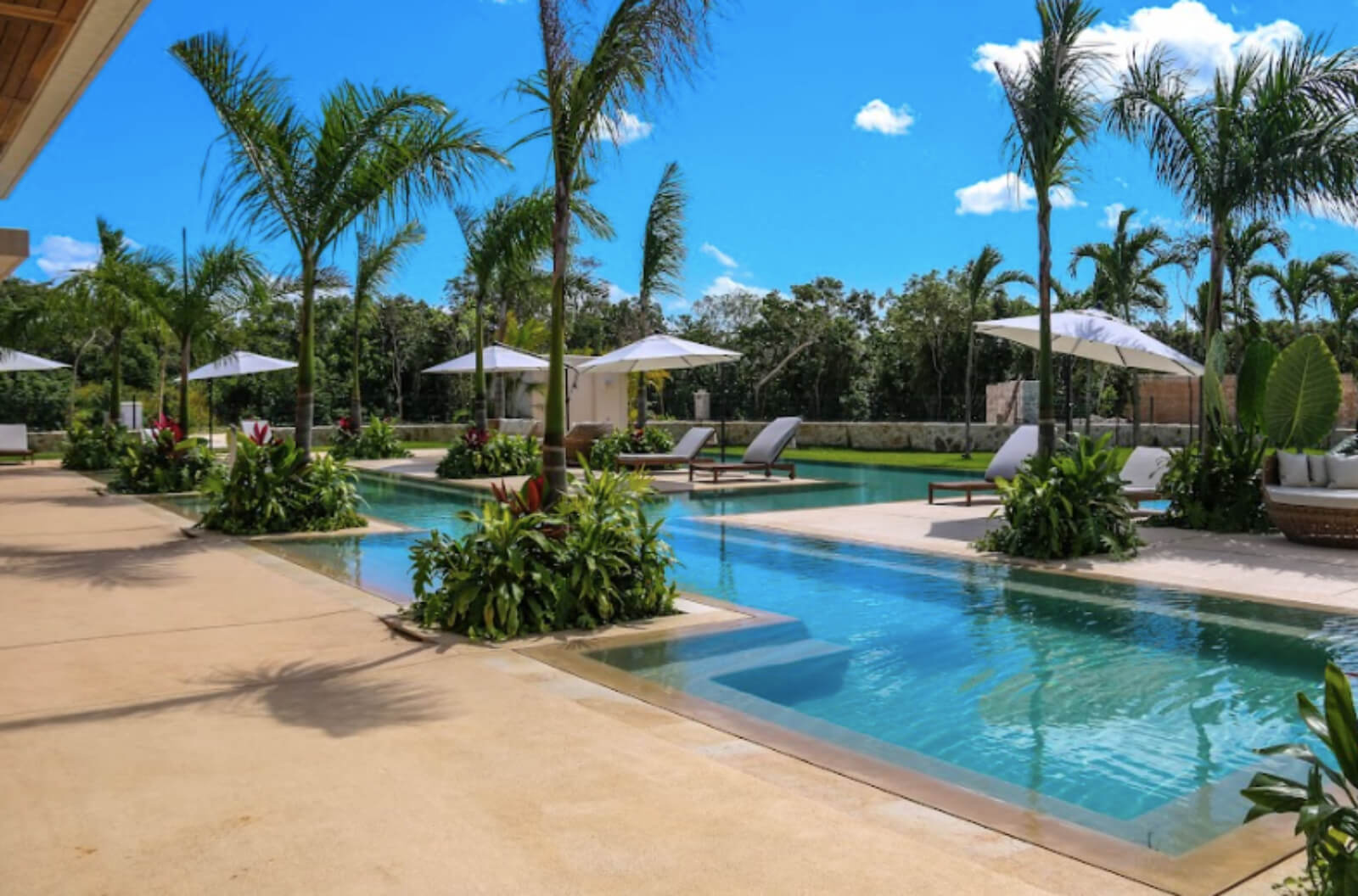 Lot in gated community with clubhouse, game room, pet park, and more for sale in Cancun