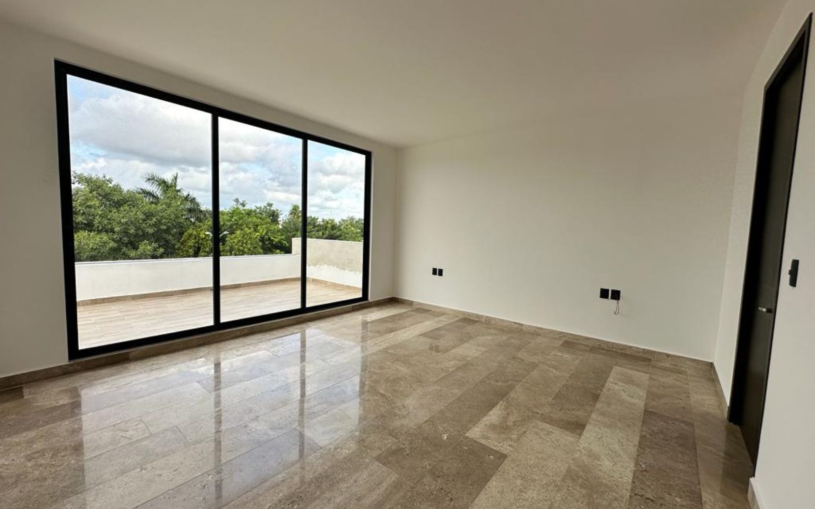 House with Private Pool for Sale, Huayac&aacute;n, Canc&uacute;n