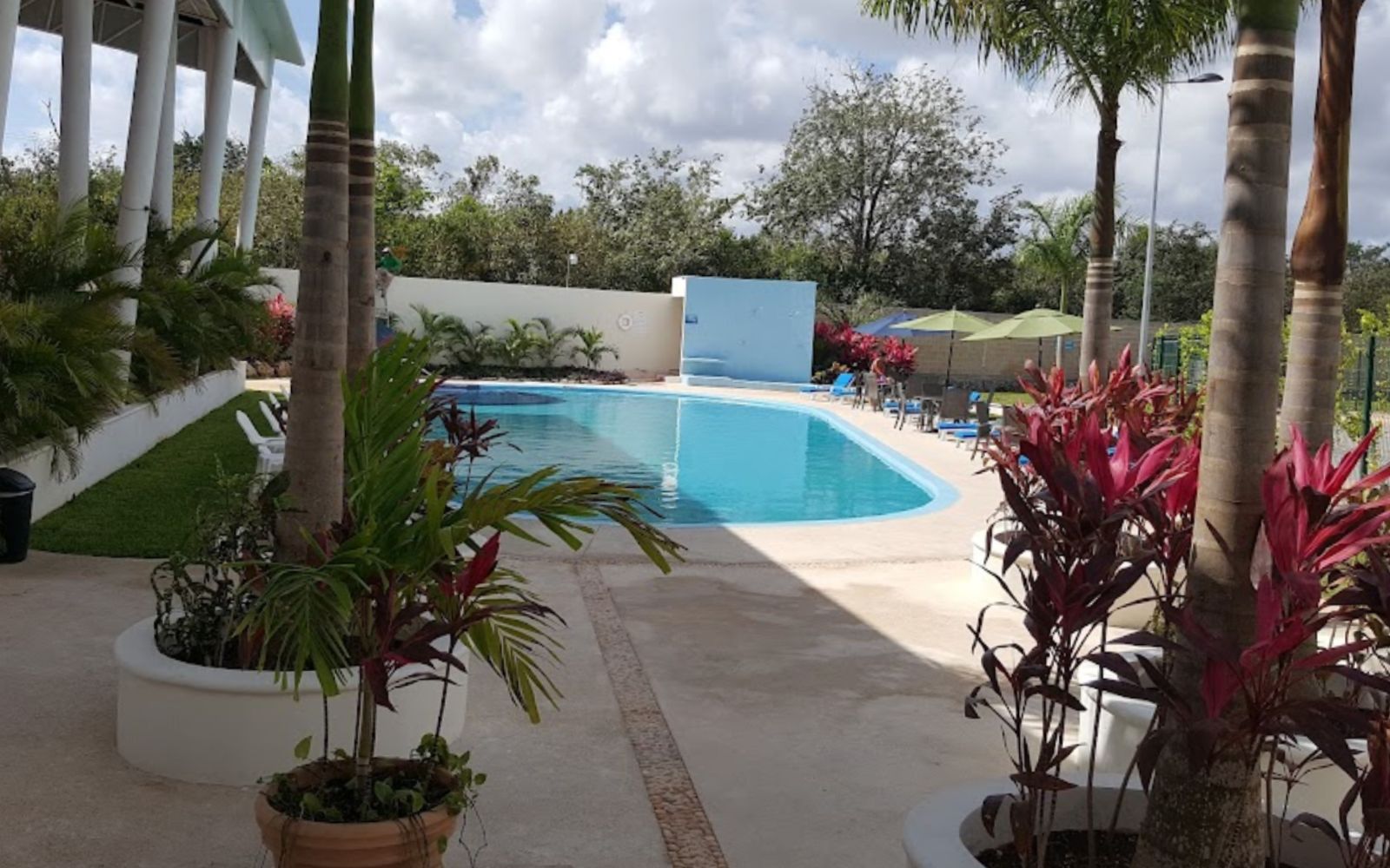 House with Private Pool for Sale, Huayac&aacute;n, Canc&uacute;n