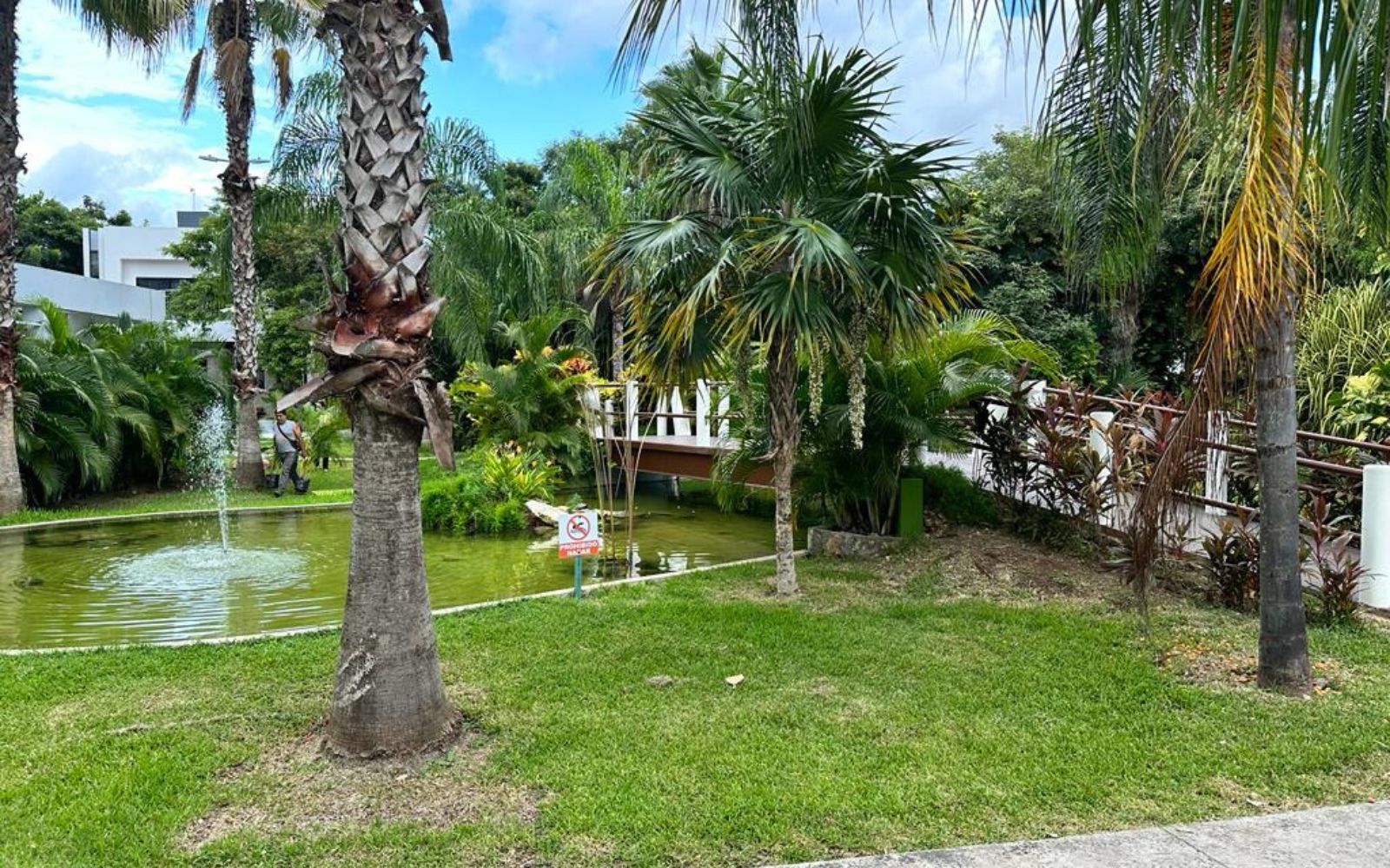 House with Private Pool for Sale, Huayac&aacute;n, Canc&uacute;n