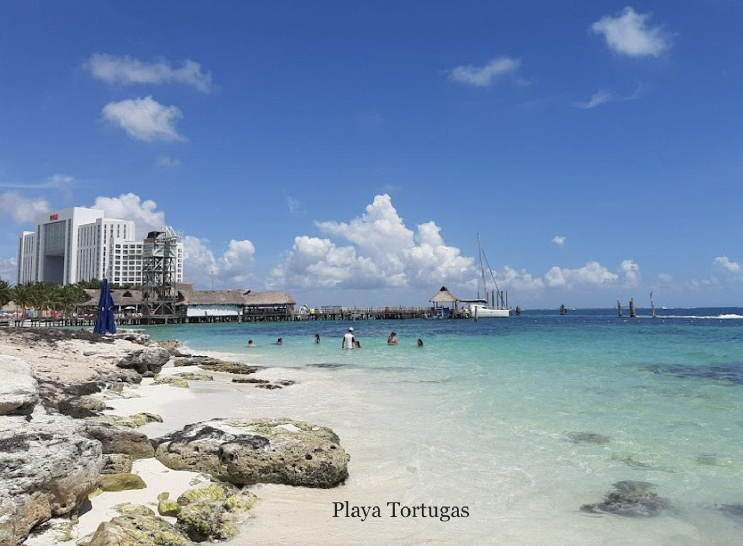 House with Private Pool for Sale, Huayac&aacute;n, Canc&uacute;n