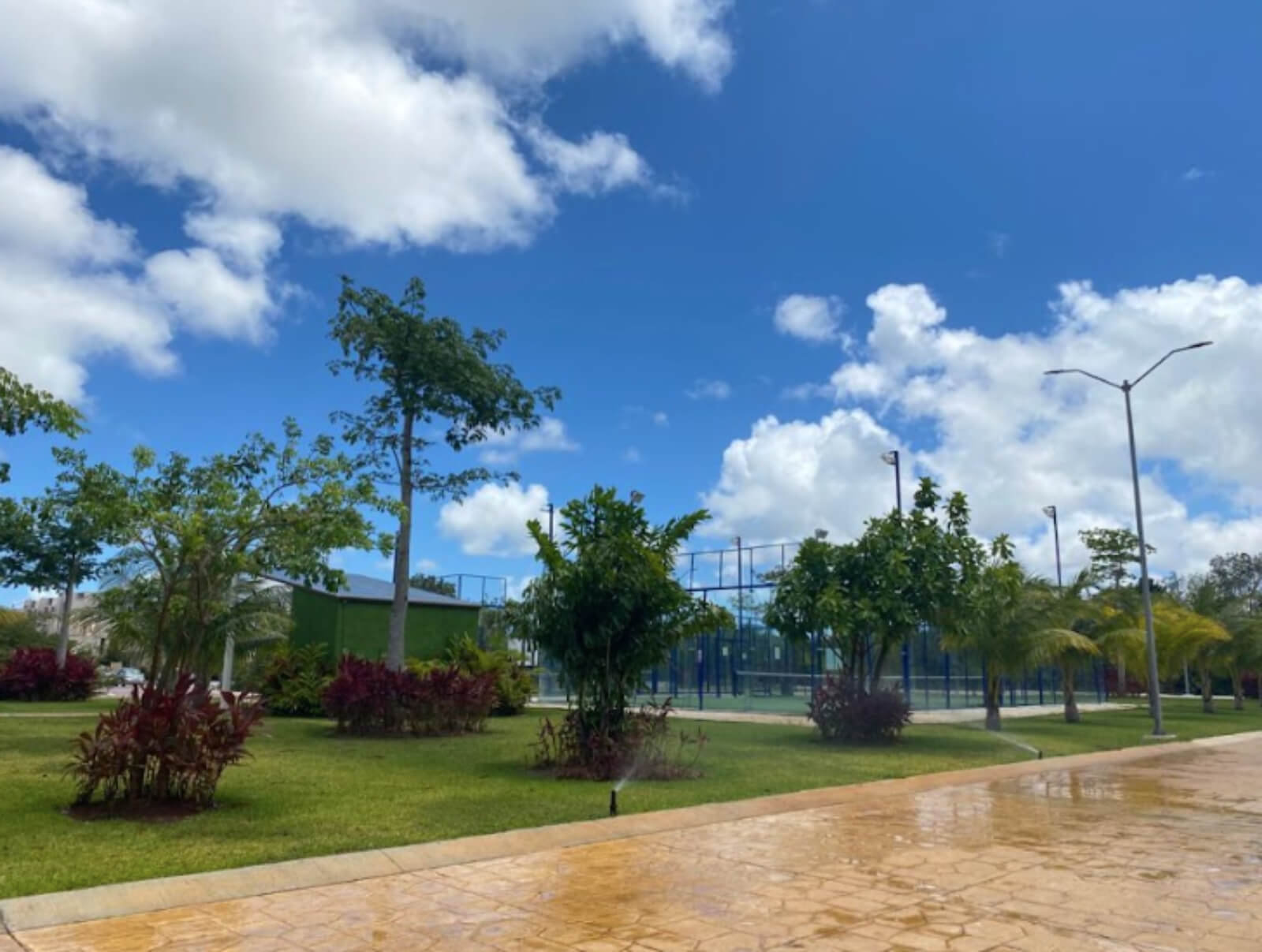 House with private pool in gated community for sale, R&iacute;o Residencial, Canc&uacute;n