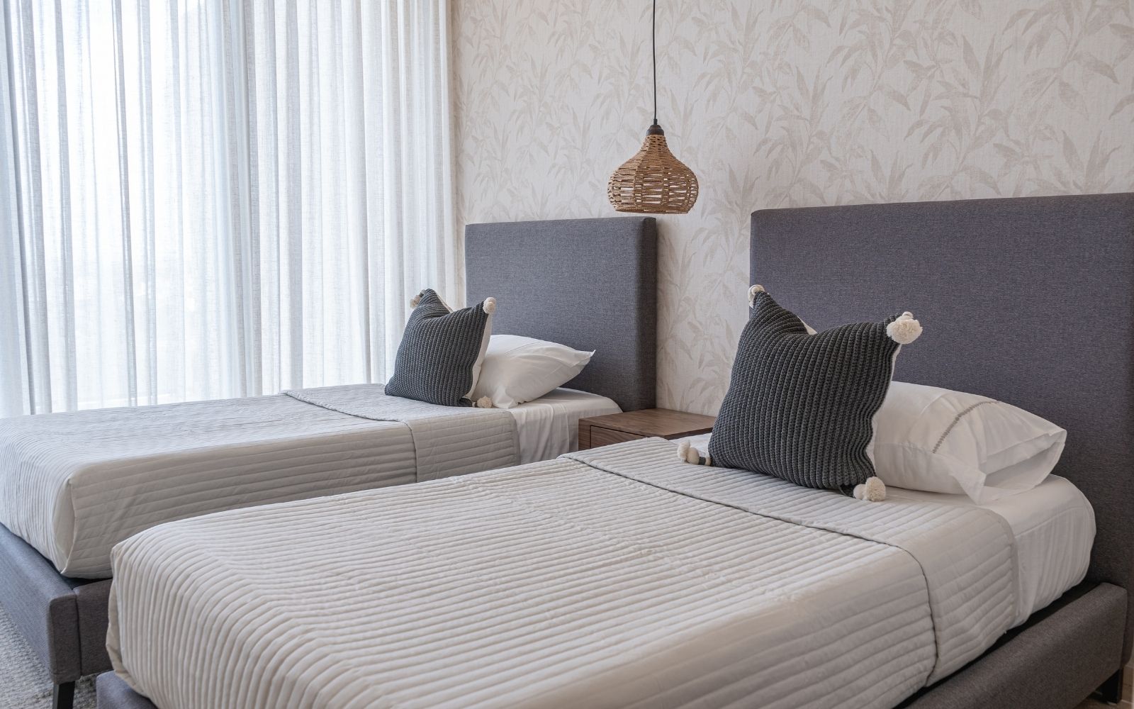 Departamento de lujo amplio, ubicado en el centro de Canc&uacute;n&nbsp; en venta con amenidades: spa, alberca, salon de belleza, club de ni&ntilde;os.