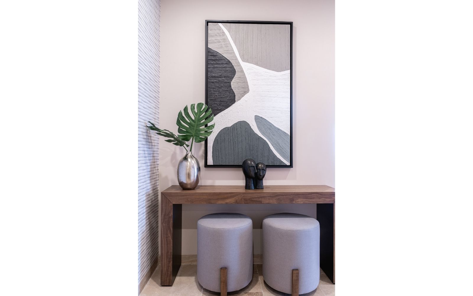 Condominium with terrace, rooftop, and pool for sale, Puerto Cancun, Cancun.