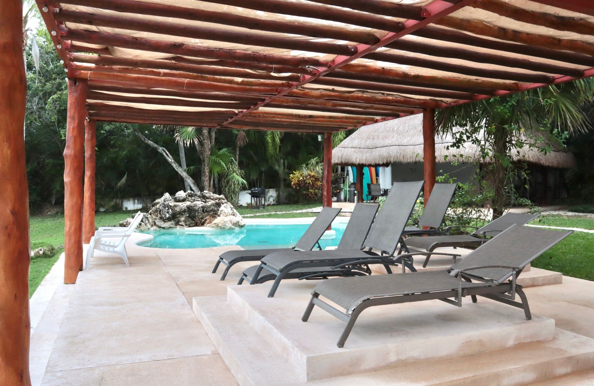 Penthouse 50 meters from the sea, smart home system, gym, kids club, pool, grill, for sale Costa Mujeres Cancun.