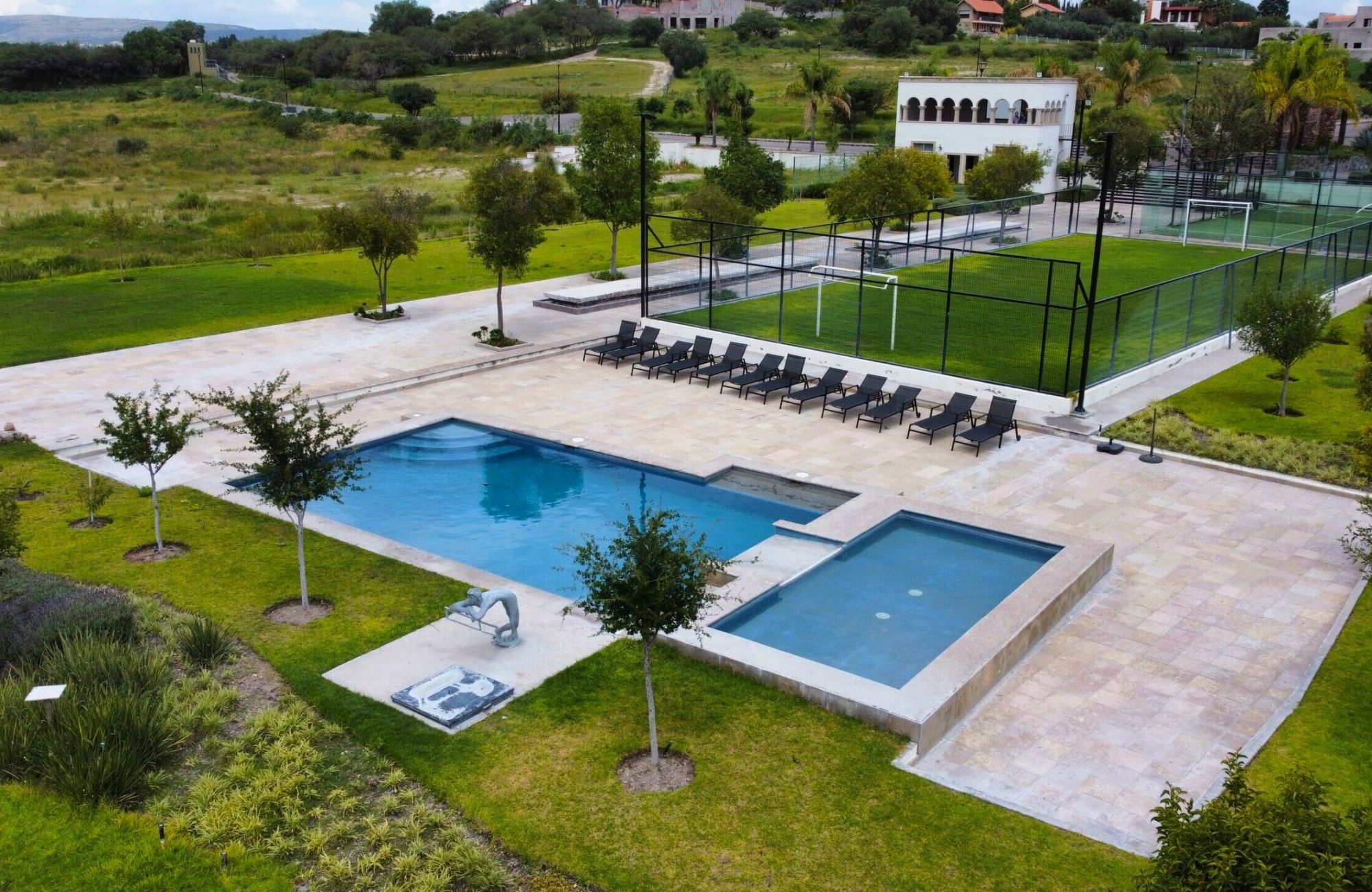 1,061 m2 lot in luxury community with amenities, for sale San Miguel de Allende.