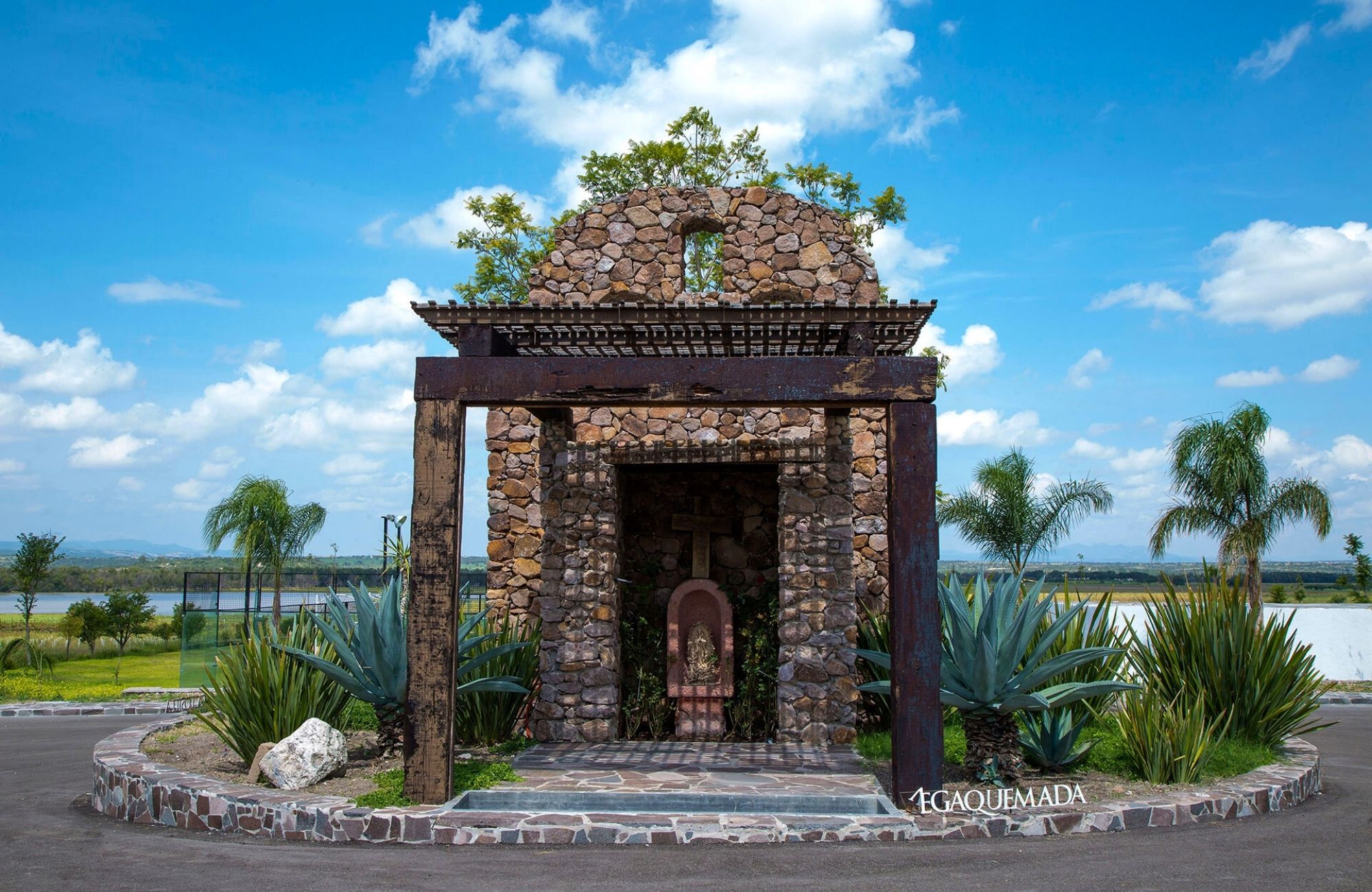 8,837 m2 macro lot in luxury community with amenities, for sale San Miguel de Allende.