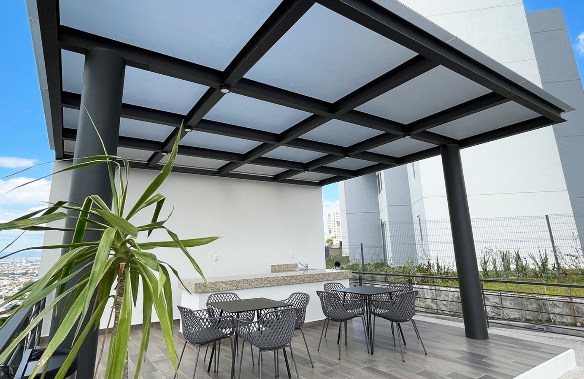 Apartment with terrace, laundry room, pool, gym, pre-construction, Zibata, Quer&eacute;taro.