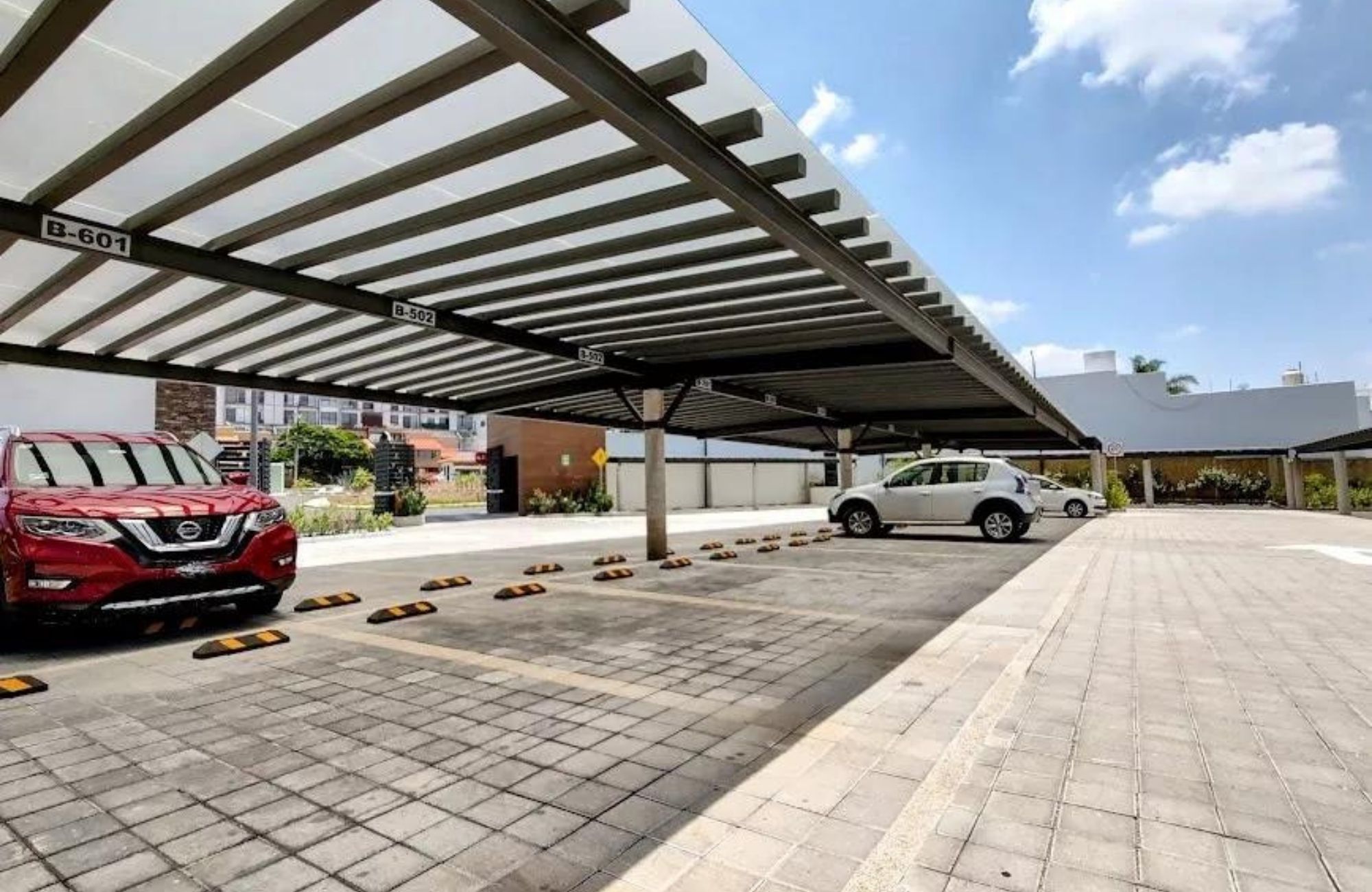 Apartment with park, yoga area, pool, gym, mini golf, pre-construction, for sale, Quer&eacute;taro.