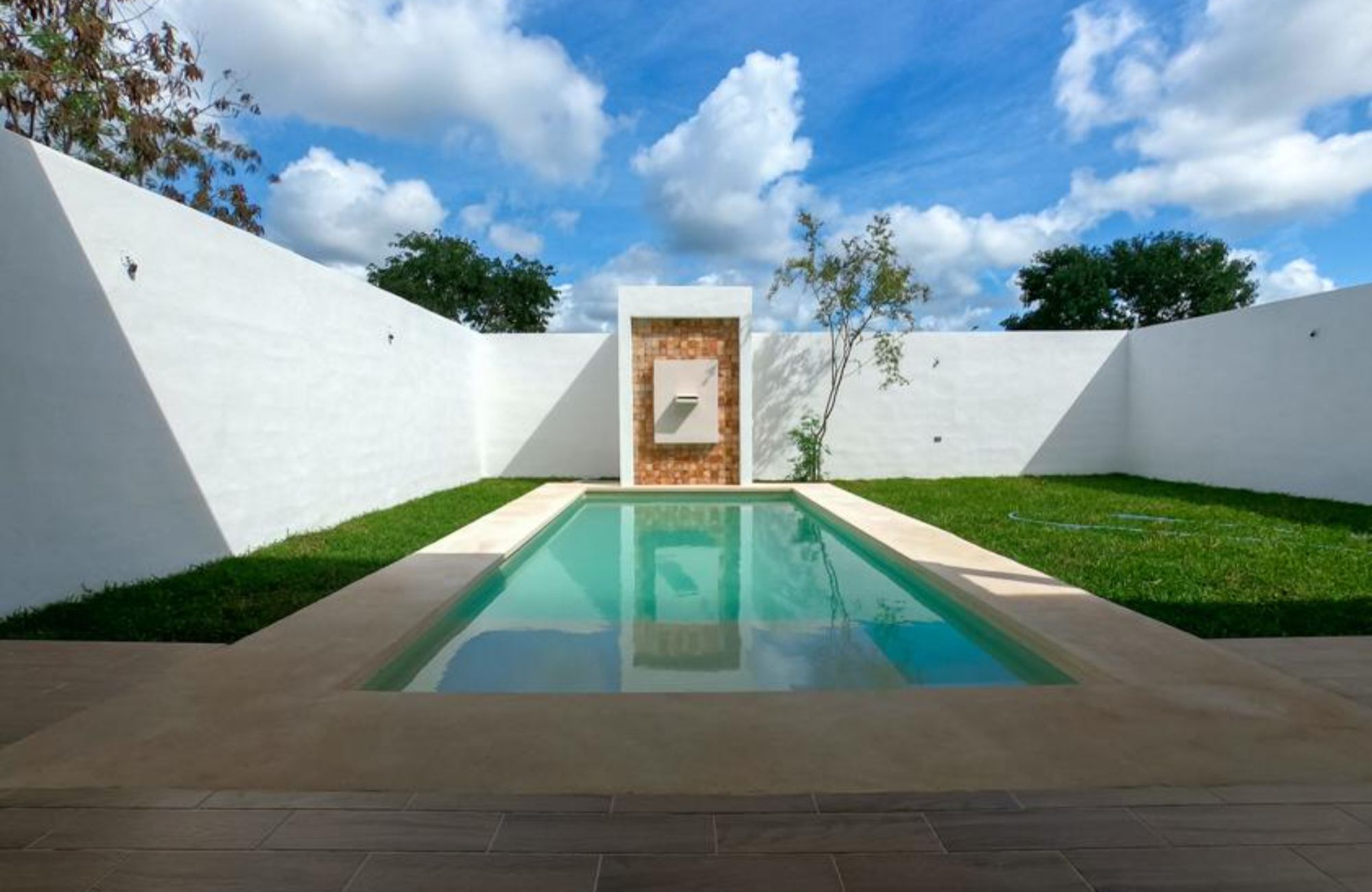 Spacious house with a private pool for sale in Conkal, M&eacute;rida.