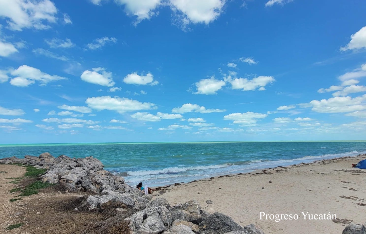 Apartment with amenities for the whole family, 25 amenities, for sale Merida, North Zone.