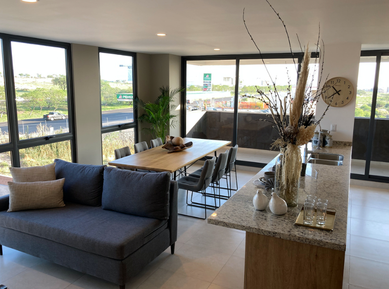 Condominium with large garden, pool, terrace, pet friendly for sale Quer&eacute;taro.