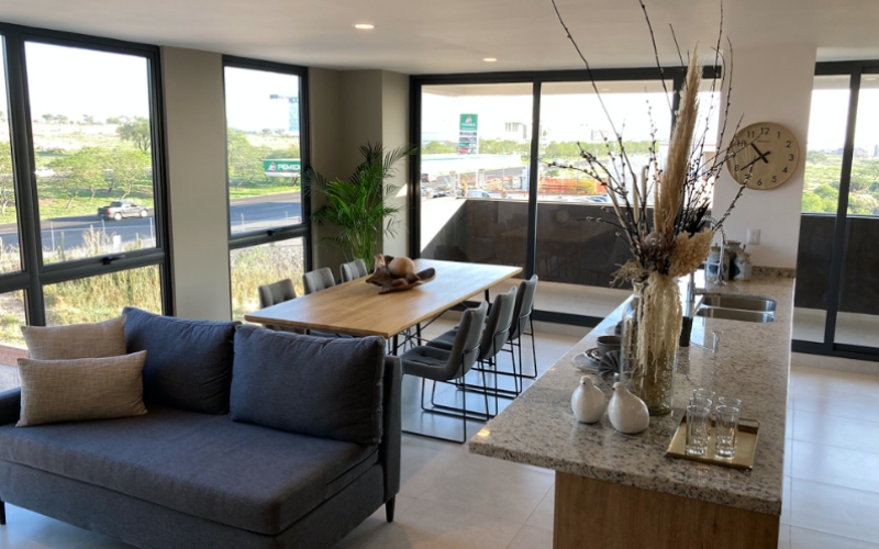 Apartment with study, garden, dressing room, pool, gym and terrace, for sale, Queretaro.