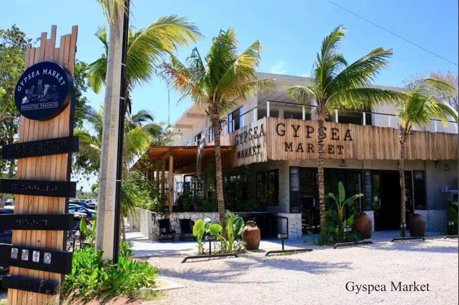 Penthouse green views,private terrace, gym, business center, yoga and gym area, with green areas, hammock garden, in Aldea Zama Tulum, for sale.