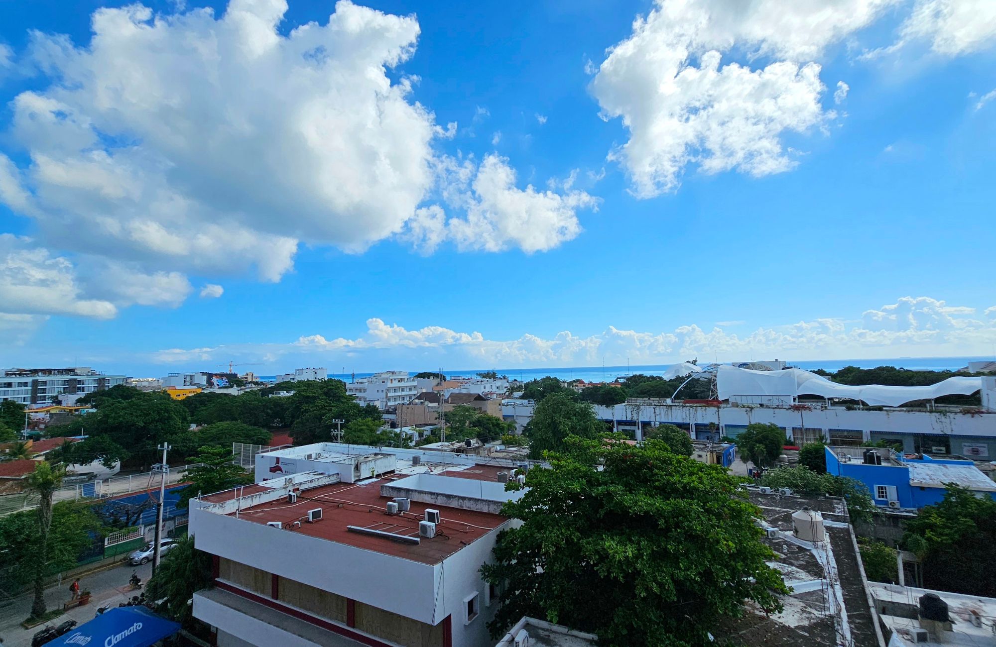 Furnished studio, ocean view from the rooftop, for sale in Cocobeach, Playa del Carmen