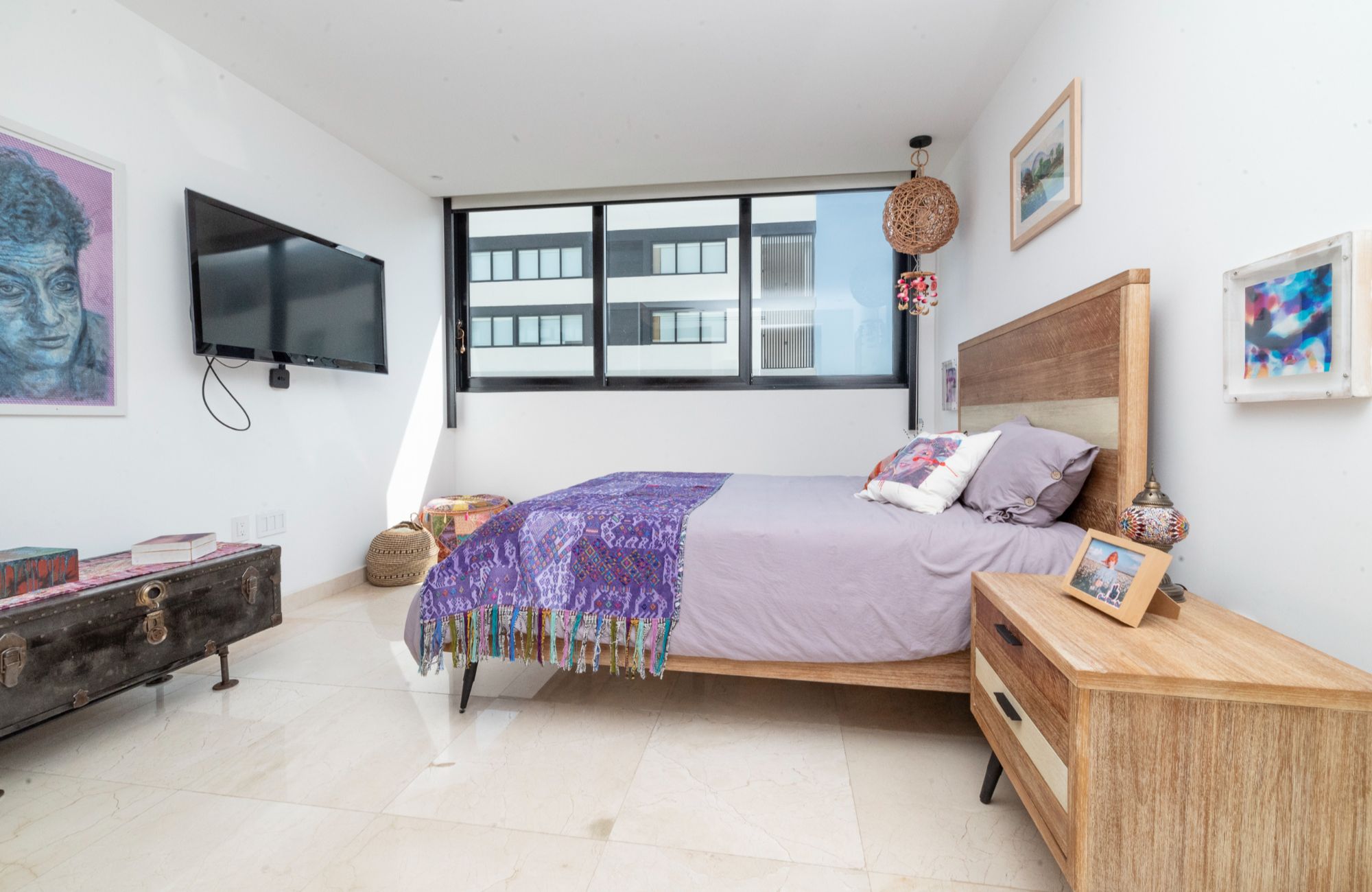 Condominio en edificio sustentable con vista al mar, campo de golf y reserva natural. Totalmente equipado y con amenidades, alberca