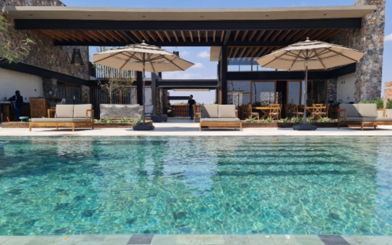 Lot in gated community, clubhouse, pool for sale in San Miguel de Allende