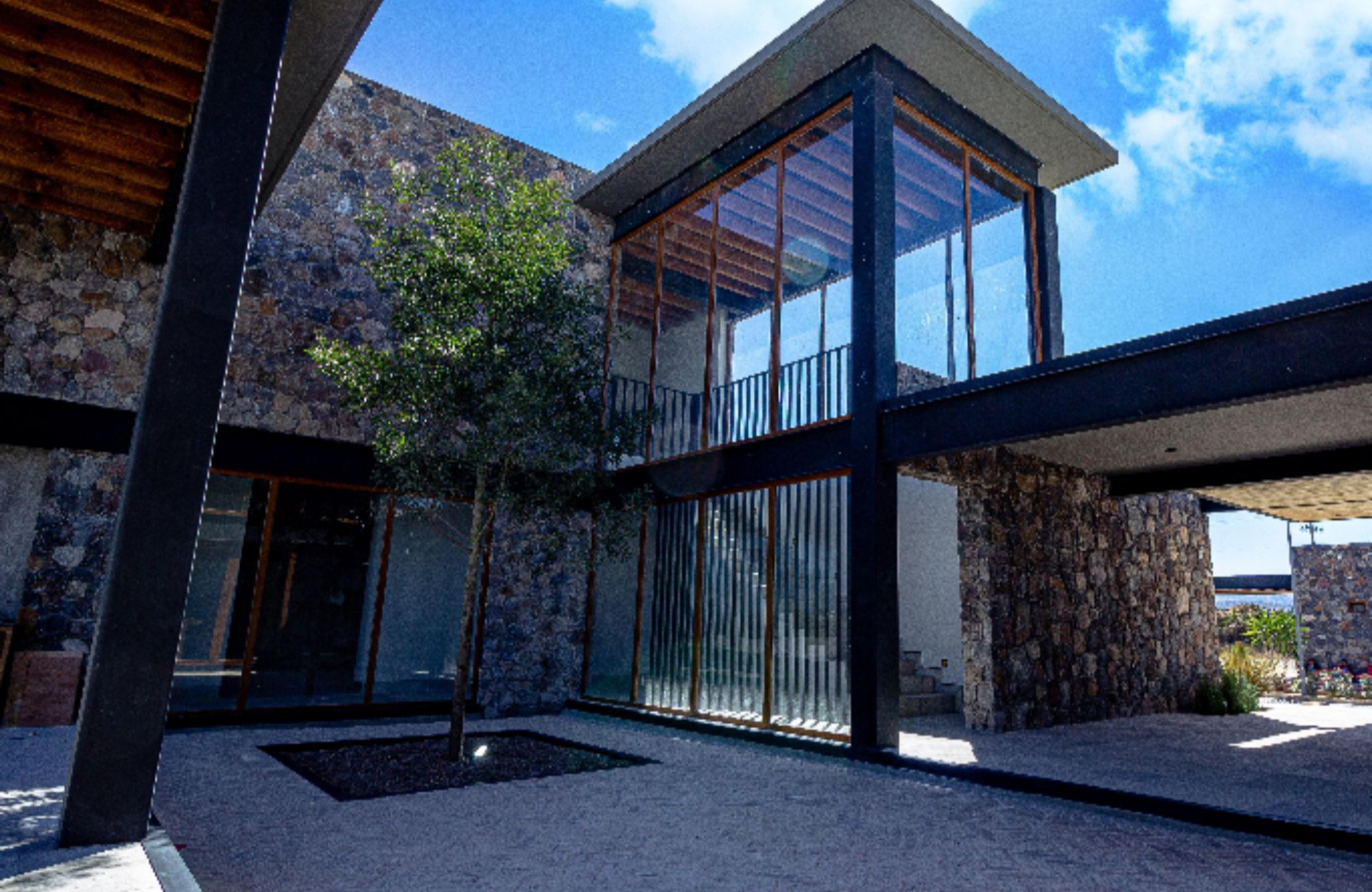 877 m&sup2; lot, gated community with amenities for sale San Miguel de Allende