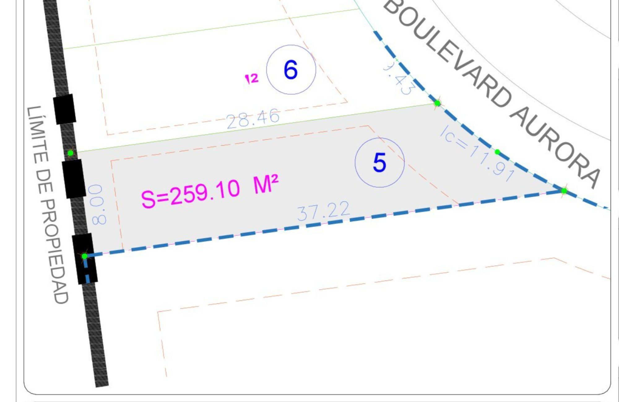 Single-family lot in Los Almendros Residential, for sale, Playa del Carmen.