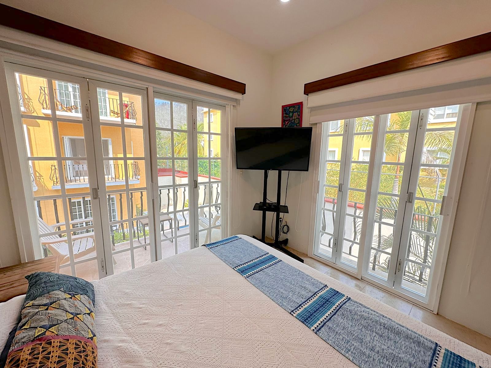 Apartment with private pool, ground floor, 5 minutes from the beach, 1 year membership to a private beach club with gym, pre construction.