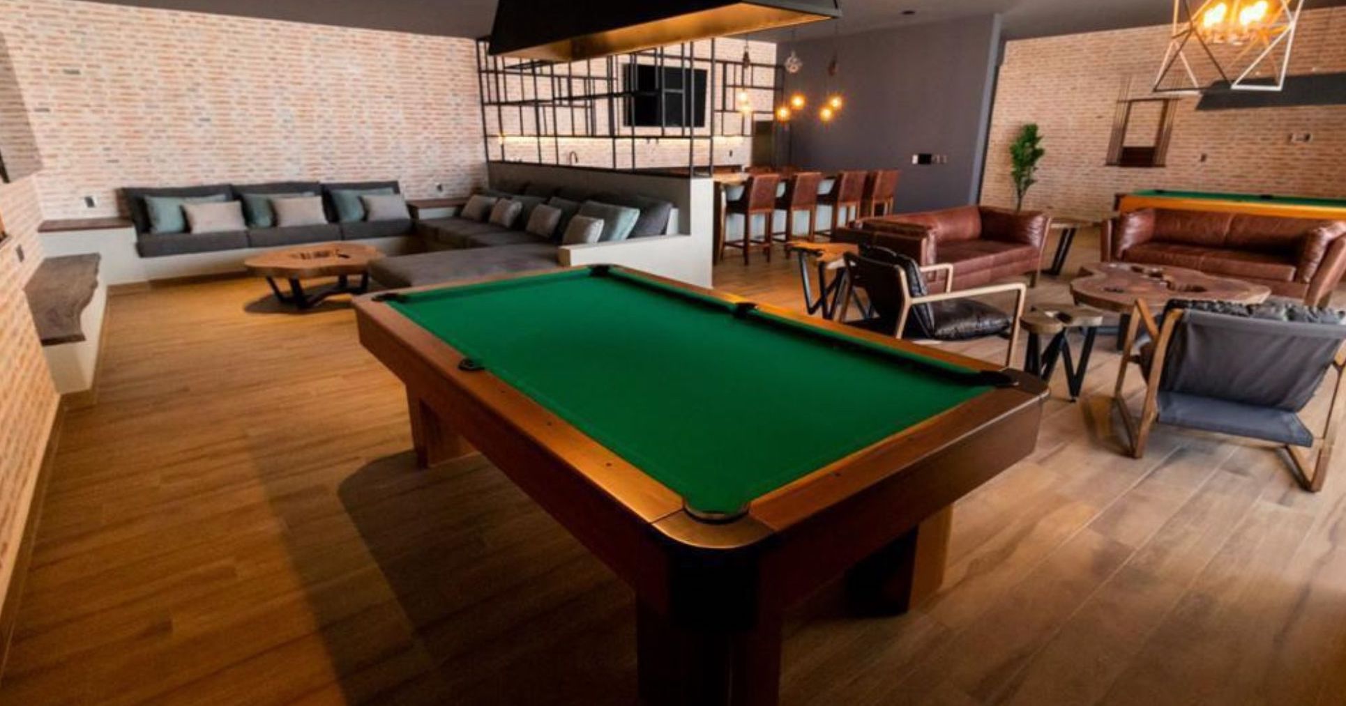 Apartment with indoor pool, paddle tennis court, gym, for sale, San Jeronimo Queretaro.