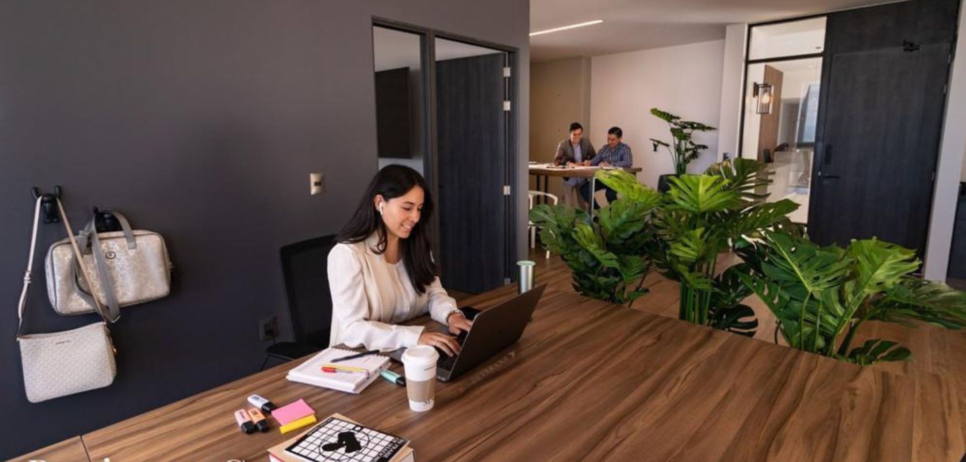 Condominium with large terrace, maid&amp;#39;s room with full bathroom, TV room, gym, pool, pre-construction Zibata, Quer&eacute;taro..