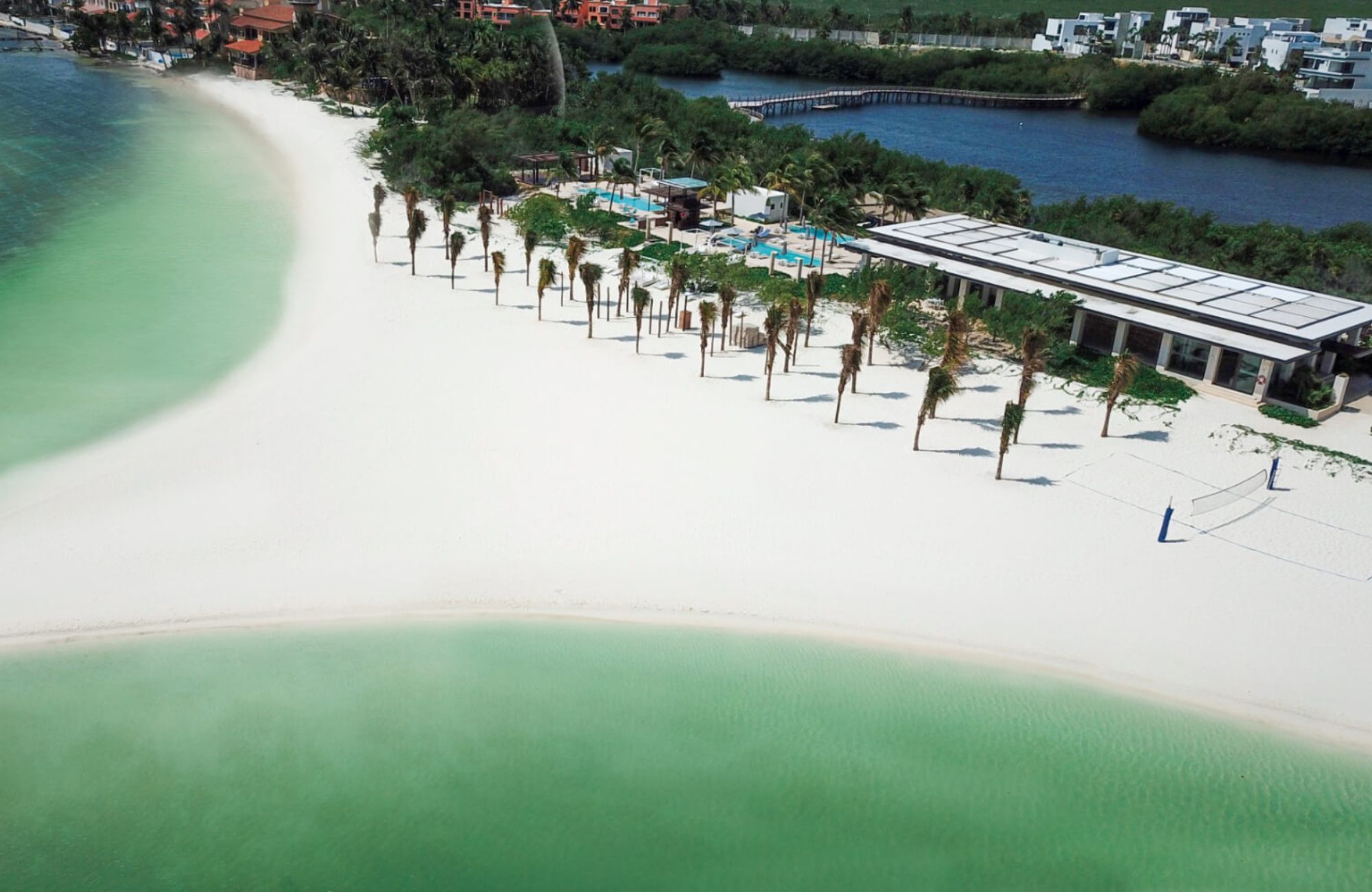 Luxury condo with premium amenities for sale, Hotel Zone Canc&uacute;n